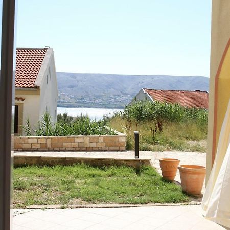 Apartmani Subasic Паг Экстерьер фото